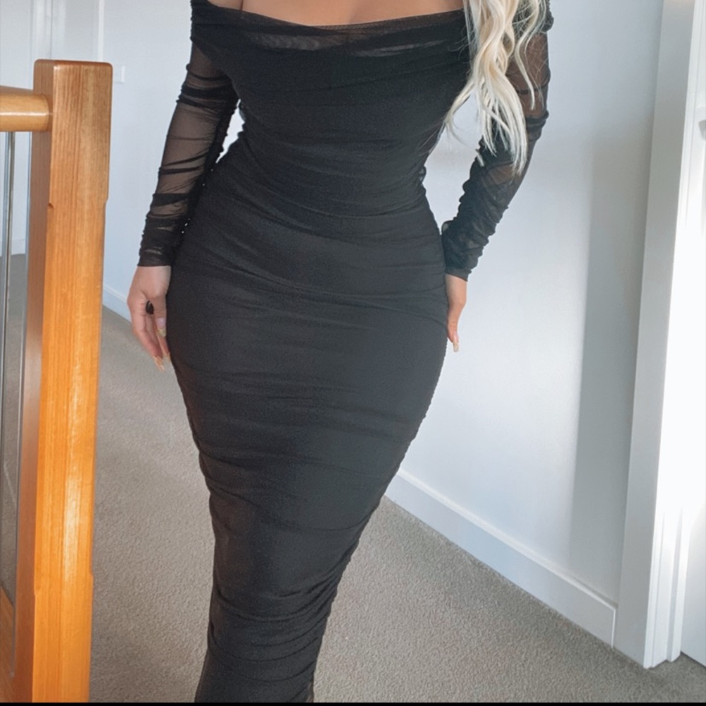 Top Trend Ruched Maxi Dress in Black